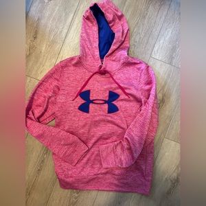 CUTE athletic sweatshirt!